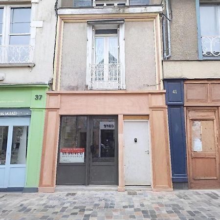 Spacieux T3 Lumineux Dans Quartier Historique Avec Wifi Redon Exteriér fotografie