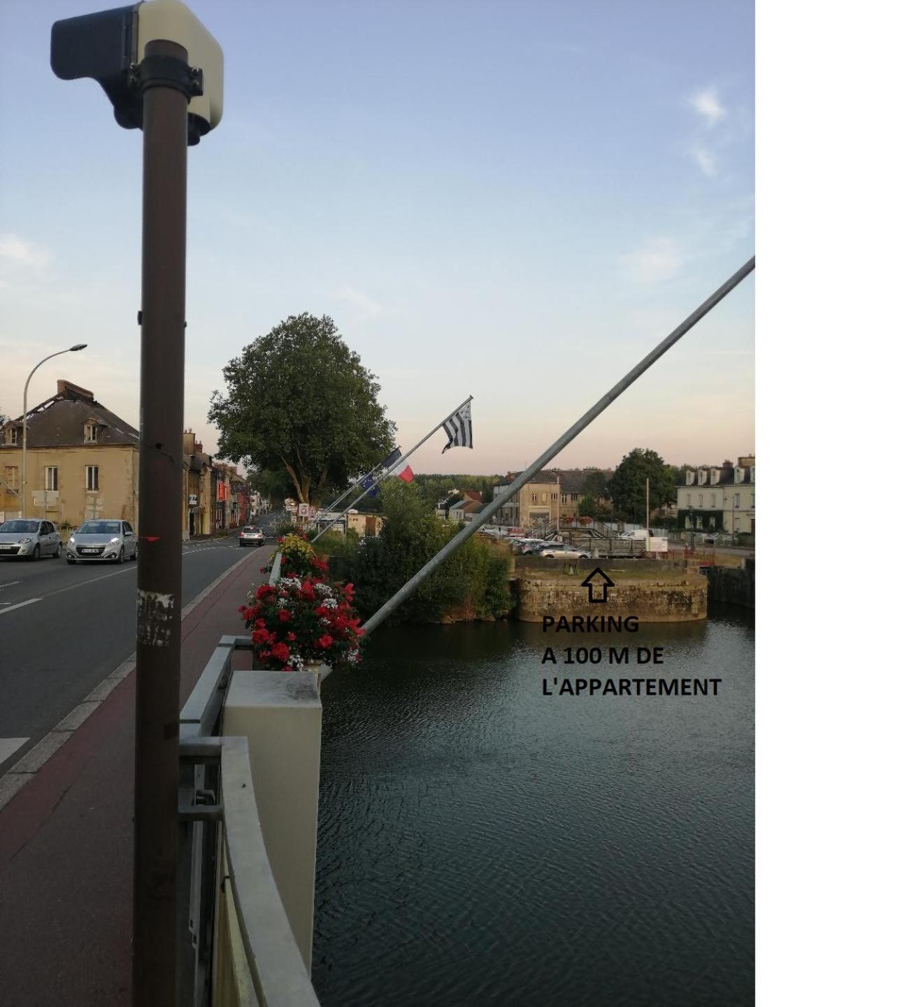 Spacieux T3 Lumineux Dans Quartier Historique Avec Wifi Redon Exteriér fotografie